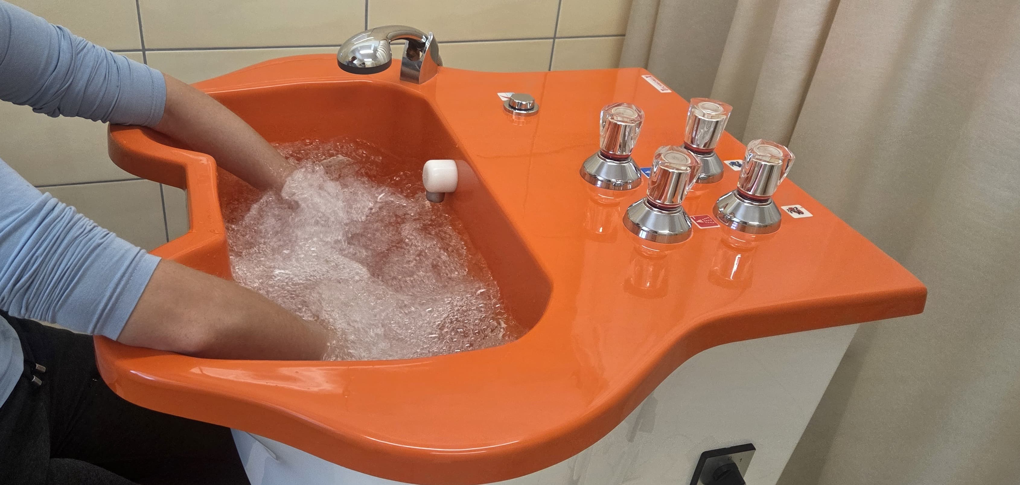Beavita — Masaż wirowy kończyn górnych i dolnych